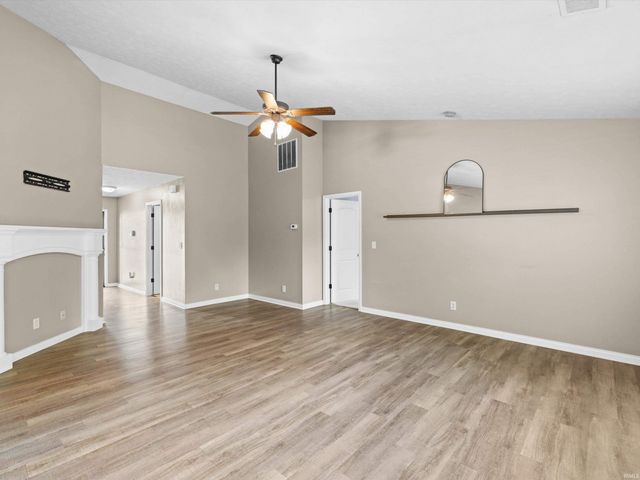 3915 Bronson Lane, Evansville, IN 47711