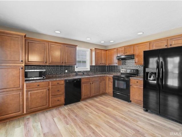 3915 Bronson Lane, Evansville, IN 47711