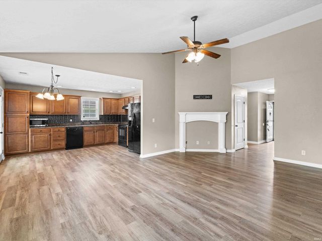 3915 Bronson Lane, Evansville, IN 47711
