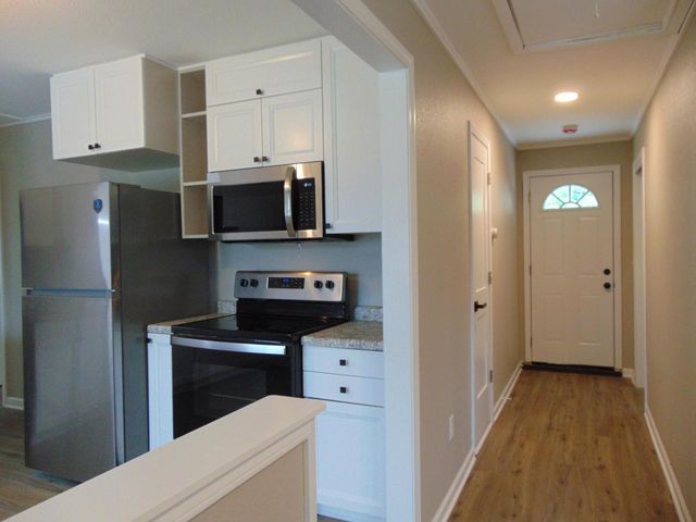 517 Maple STREET, Mukwonago, WI 53149