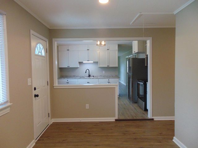 517 Maple STREET, Mukwonago, WI 53149