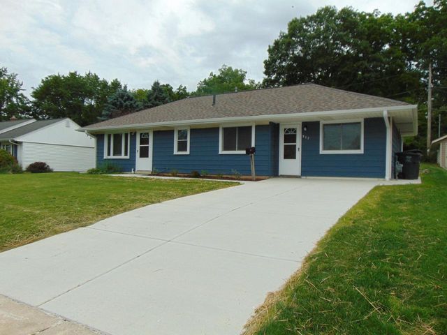 517 Maple STREET, Mukwonago, WI 53149