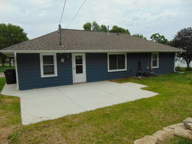 517 Maple STREET, Mukwonago, WI 53149