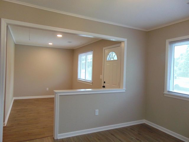 517 Maple STREET, Mukwonago, WI 53149
