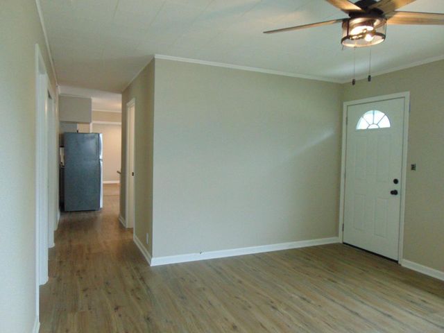 517 Maple STREET, Mukwonago, WI 53149