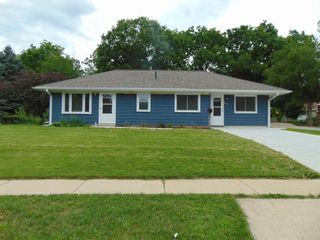 517 Maple STREET, Mukwonago, WI 53149