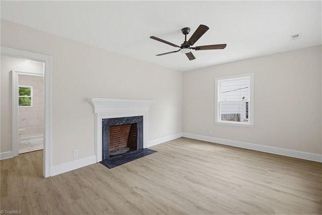 907 Dayton Avenue, High Point, NC 27262