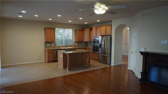 612 Delta Rio Street, Las Vegas, NV 89138