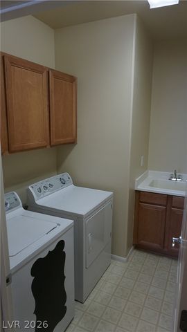 612 Delta Rio Street, Las Vegas, NV 89138