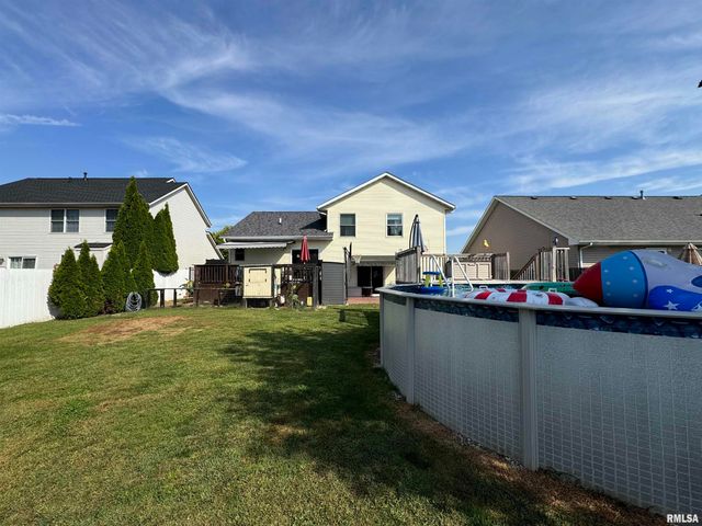 4703 W 13TH Street, Davenport, IA 52804