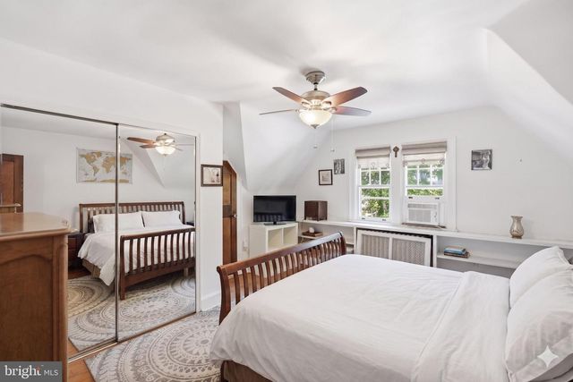 2511 S GRANT ST, Arlington, VA 22202