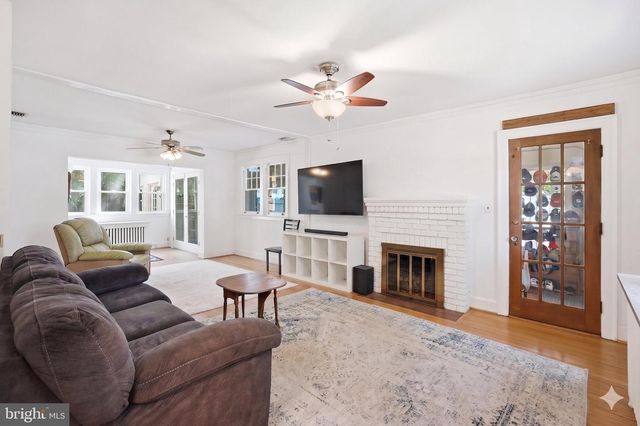 2511 S GRANT ST, Arlington, VA 22202