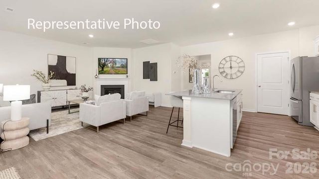 752 14th Avenue Court NE, Hickory, NC 28601