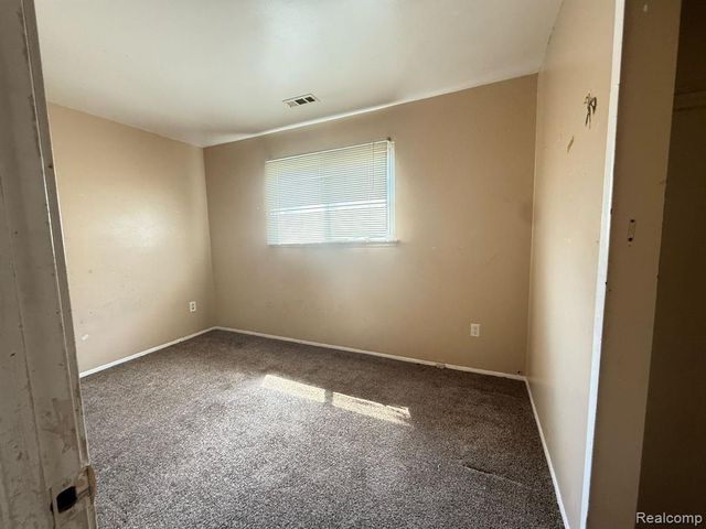 19161 Westbrook Street, Detroit, MI 48219
