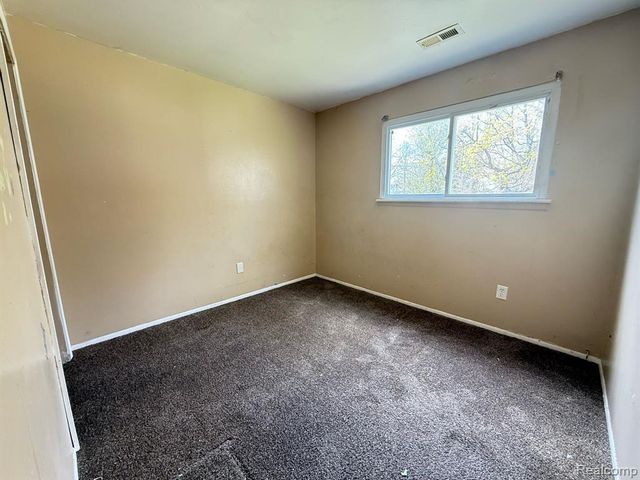 19161 Westbrook Street, Detroit, MI 48219