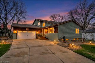 16524 Timberline Drive, Strongsville, OH 44136