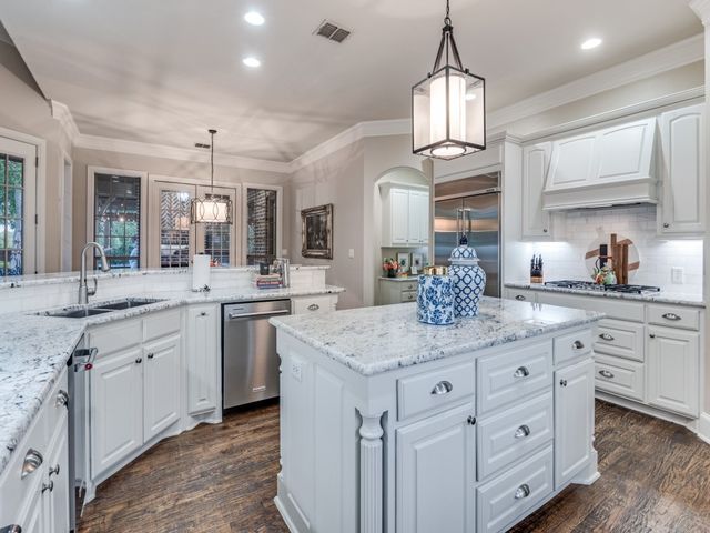 701 Regency Court, Denton, TX 76210