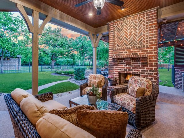 701 Regency Court, Denton, TX 76210