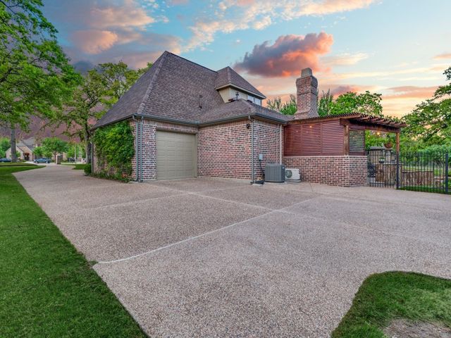 701 Regency Court, Denton, TX 76210