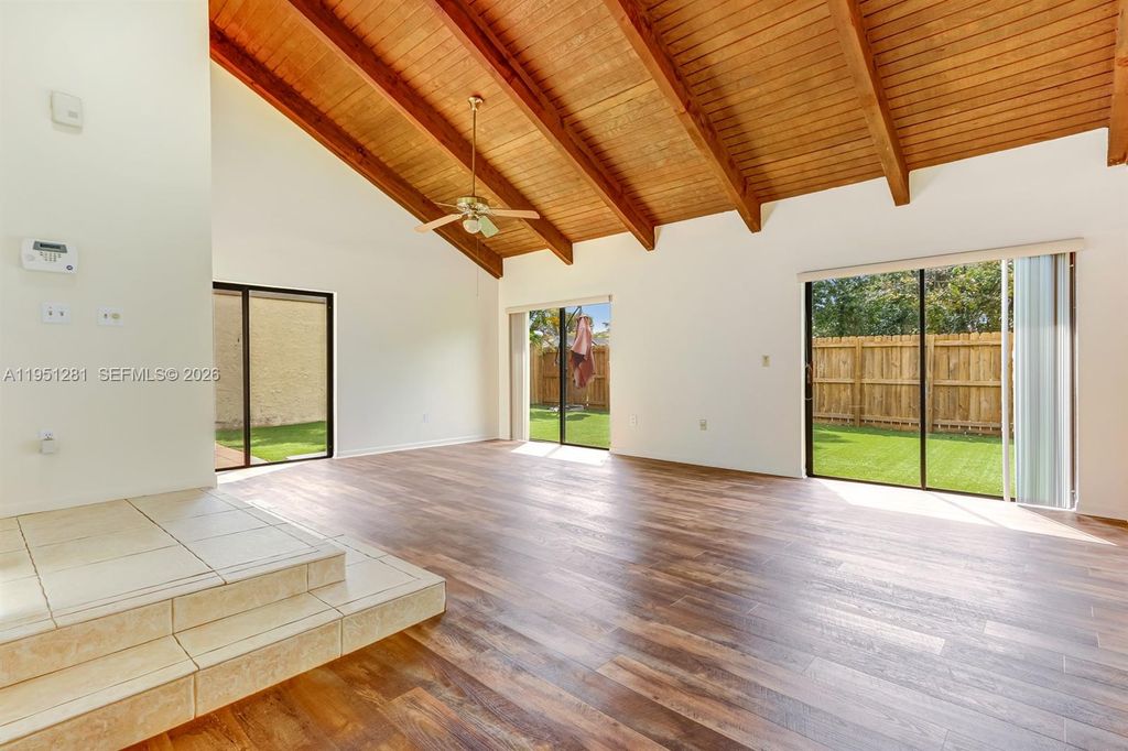 7528 SW 95th Pl, Miami, FL 33173