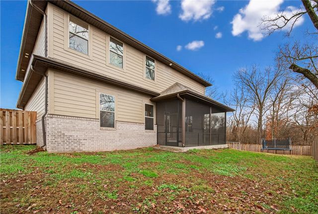 201 Trimble Lane, Pea Ridge, AR 72751