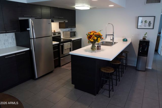 1015 N GRANITE REEF Road N 13, Scottsdale, AZ 85257