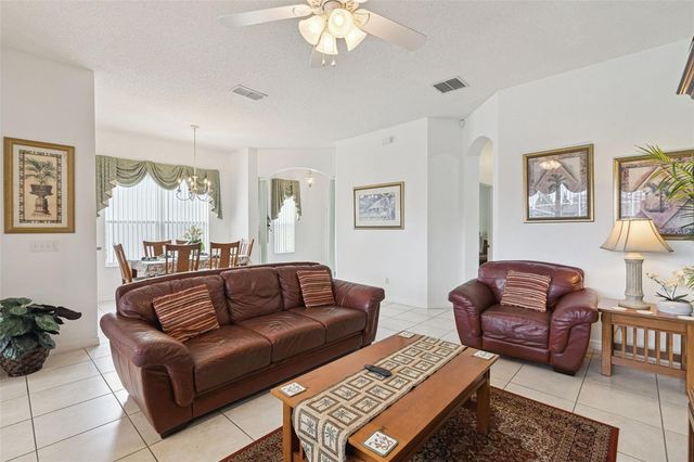 170 BLOOMINGDALE DRIVE, Davenport, FL 33897