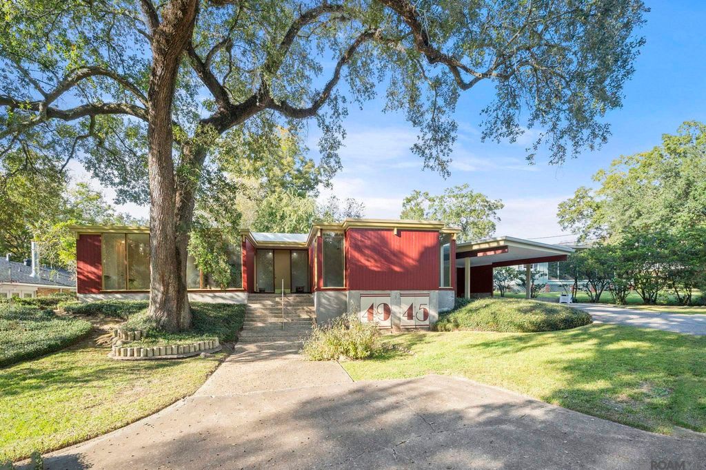 4945 Newcomb Dr, Baton Rouge, LA 70808