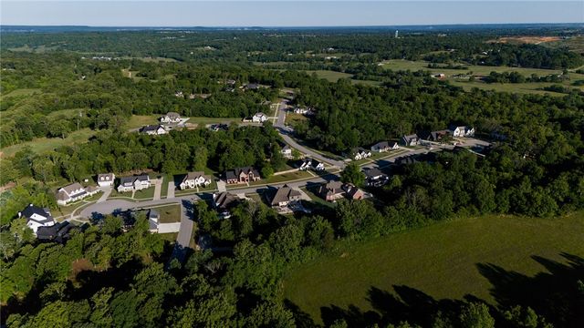 3431 N Sweet Osage Lane, Fayetteville, AR 72704