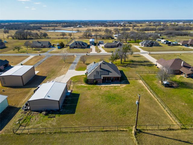 158 Savannah Drive, Weatherford, TX 76087