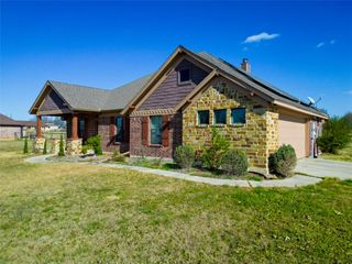 158 Savannah Drive, Weatherford, TX 76087