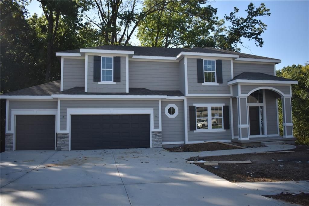 1302 Melissa Court, Kearney, MO 64060