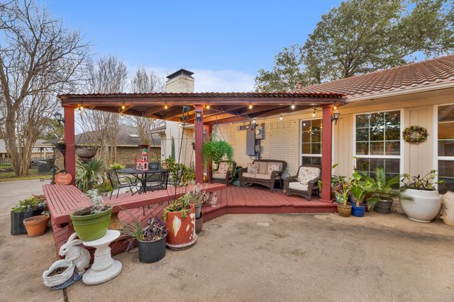 807 Middle Run, Duncanville, TX 75137