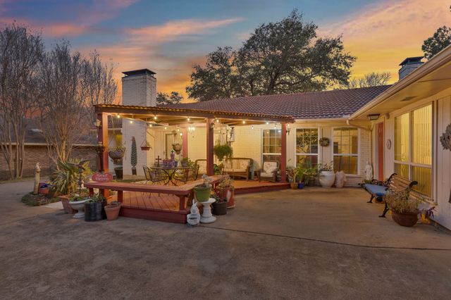 807 Middle Run, Duncanville, TX 75137