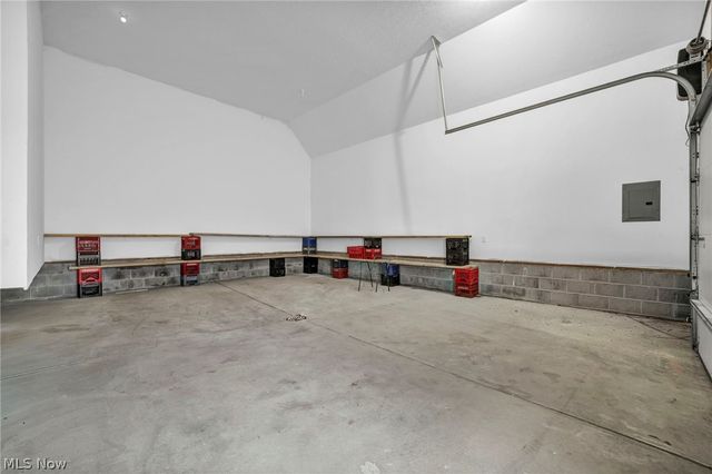 2145 N Taylor Road, Cleveland Heights, OH 44112