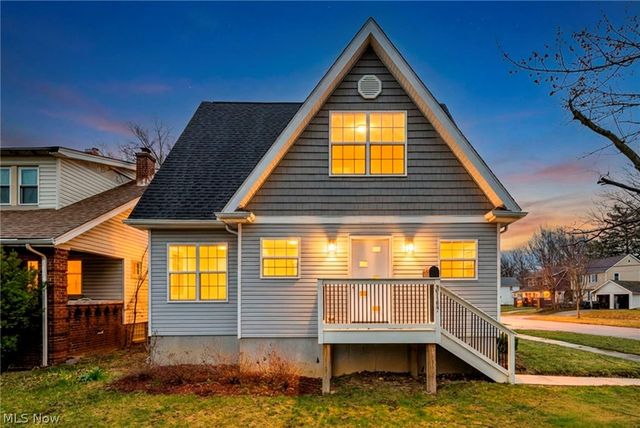 2145 N Taylor Road, Cleveland Heights, OH 44112