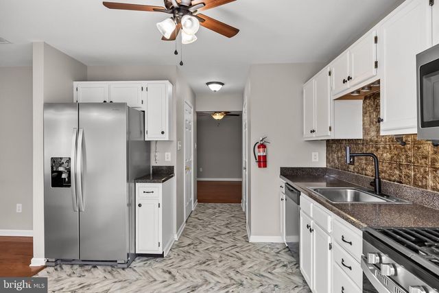 1505 BEACON HILL DR, Sicklerville, NJ 08081