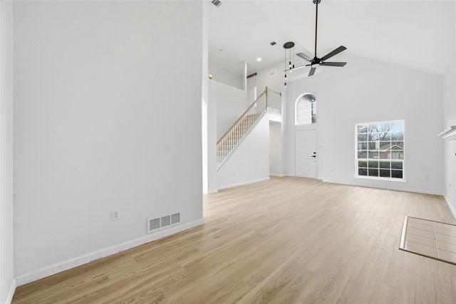 2212 Norwich Place, Carrollton, TX 75006