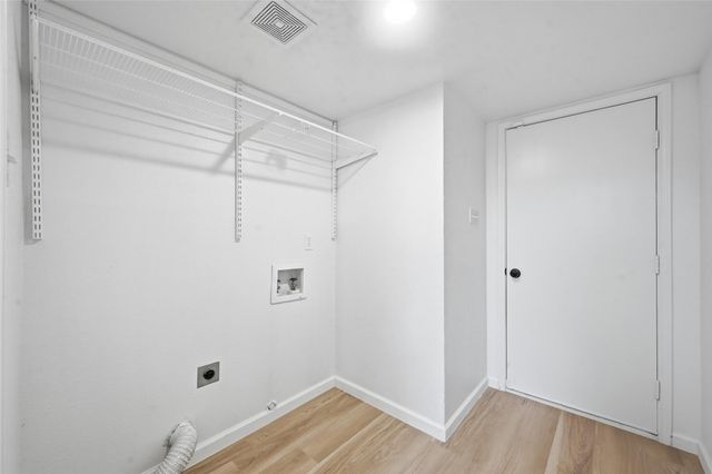 2212 Norwich Place, Carrollton, TX 75006