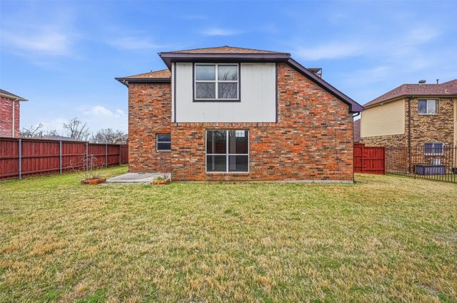2212 Norwich Place, Carrollton, TX 75006