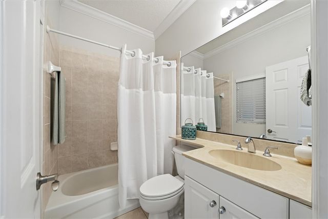 1235 Winding Oaks Circle E 502, Vero Beach, FL 32963