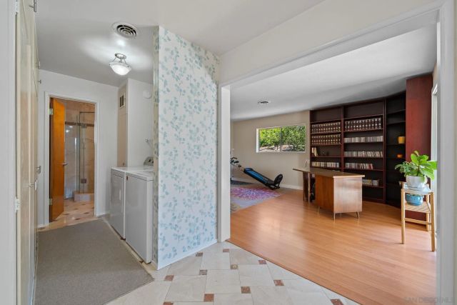 3958 Kenwood Dr, Spring Valley, CA 91977