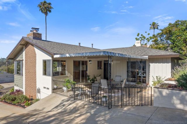 3958 Kenwood Dr, Spring Valley, CA 91977