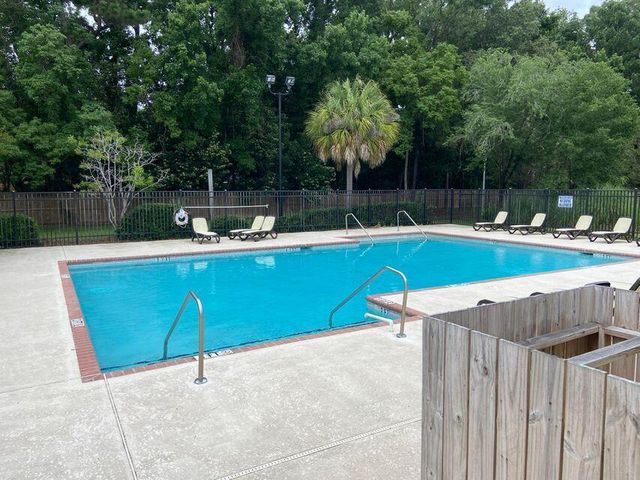 2494 Etiwan Avenue 9-D, Charleston, SC 29414