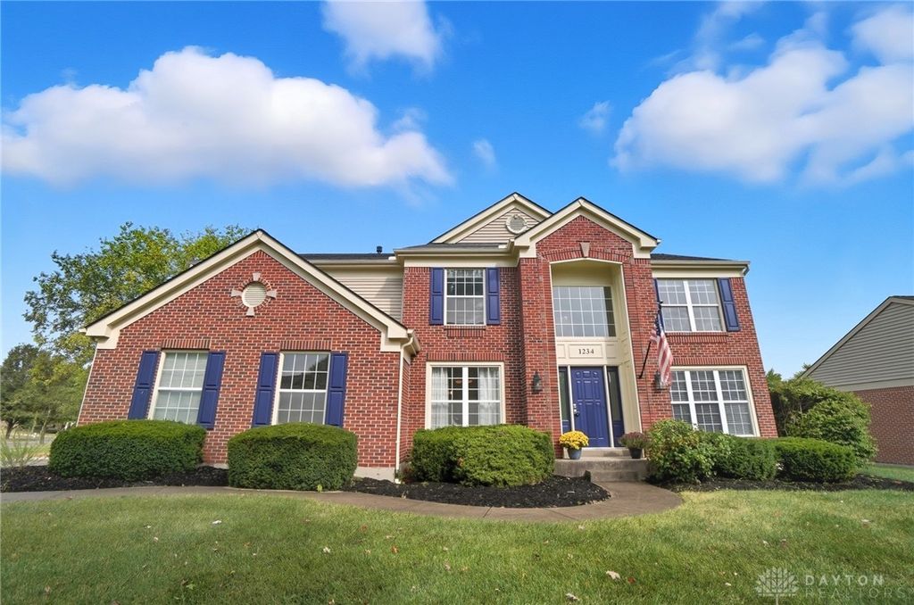 1234 Chestnut Court, Lebanon, OH 45036