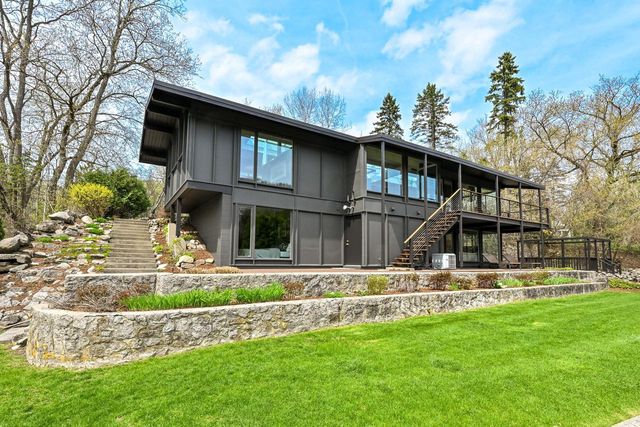 1802 S Green Bay ROAD, Grafton, WI 53024
