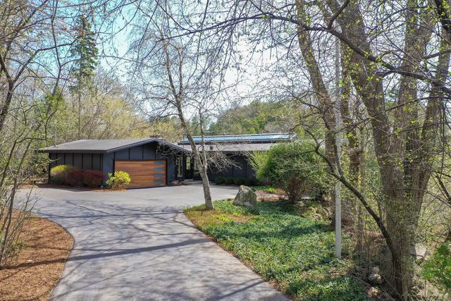 1802 S Green Bay ROAD, Grafton, WI 53024