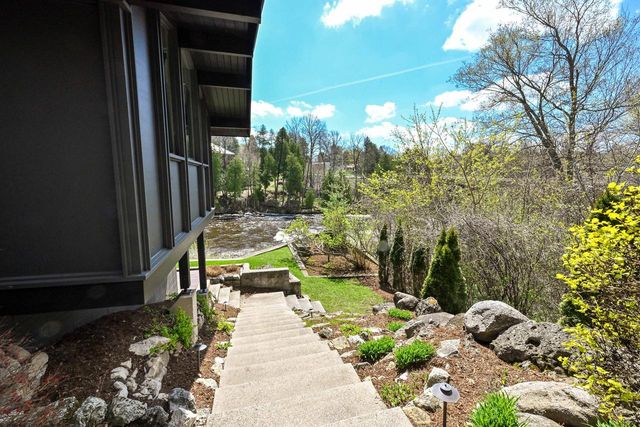 1802 S Green Bay ROAD, Grafton, WI 53024
