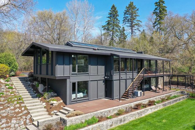 1802 S Green Bay ROAD, Grafton, WI 53024