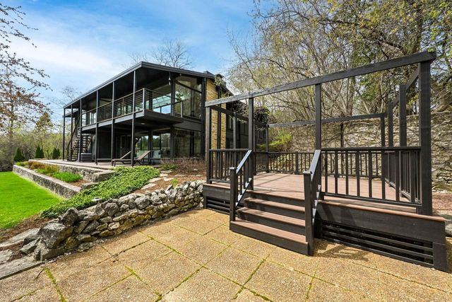 1802 S Green Bay ROAD, Grafton, WI 53024